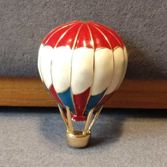 P.S. Co. 2000 Gold & Enamel Hot Air Balloon Brooch - Picture 1 of 5
